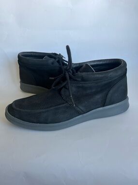UGG Black Men's Hulman Perf Chukka Boots in size US 10